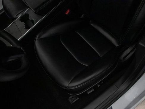 Used 2019 Tesla Model 3 Standard Range Plus image 25