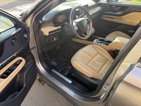 Used 2020 Lincoln Corsair Reserve w/ Equipment Group 201A image 15