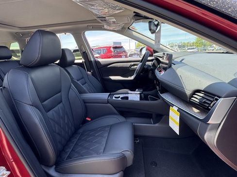 New 2026 Nissan Rogue SV AWD/4WD image 14