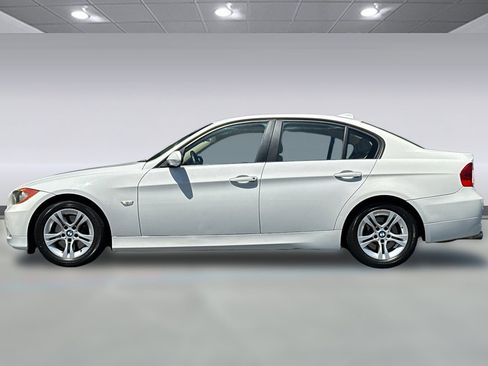 Used 2008 BMW 328i Sedan RWD image 2