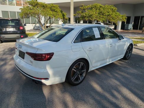 Used 2018 Audi A4 2.0T Ultra Premium Plus w/ Premium Plus Package image 5