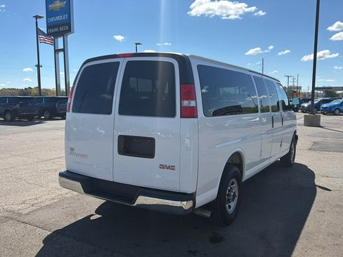 Used 2025 GMC Savana 3500 LT w/ LT Preferred Equipment Group RWD image 4