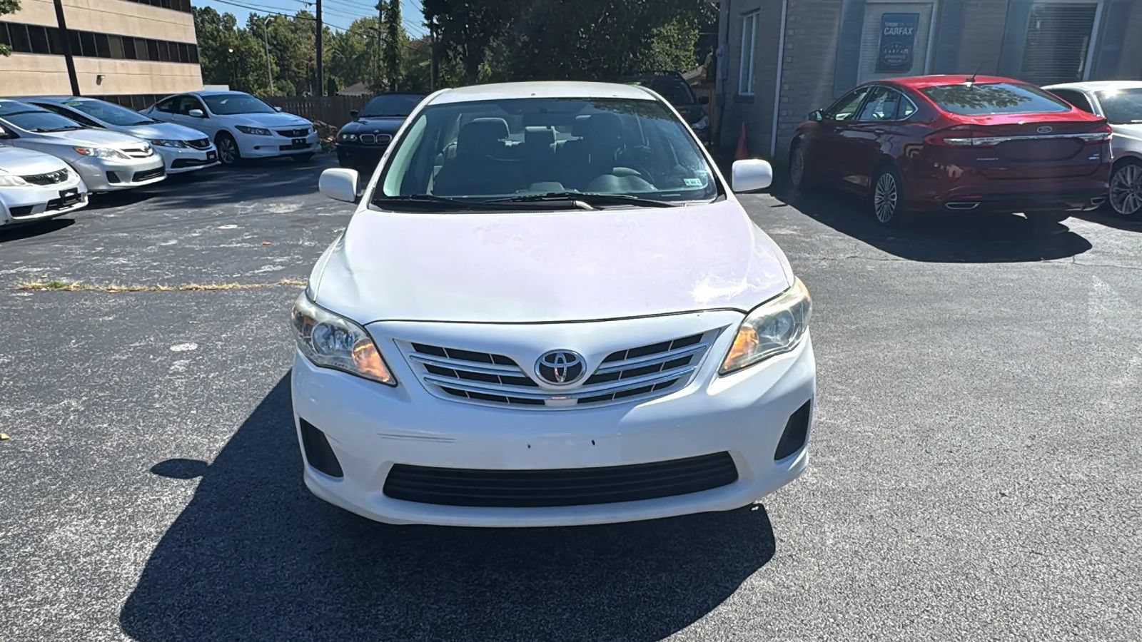 Used 2013 Toyota Corolla LE FWD image 2