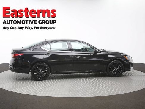 Used 2024 Nissan Altima 2.5 SR FWD image 45