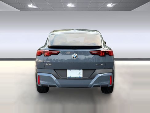 Used 2026 BMW X2 xDrive28i AWD/4WD image 10