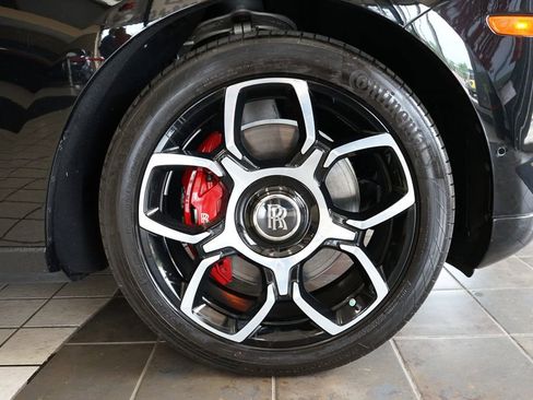 Used 2022 Rolls-Royce Cullinan Black Badge w/ Dark Exterior Package AWD/4WD image 90