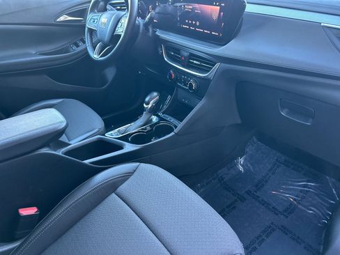 Used 2024 Buick Encore GX Preferred image 15