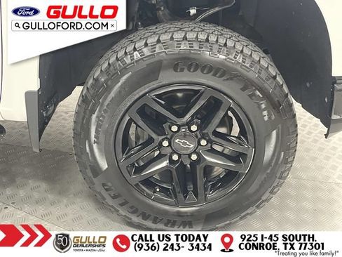 Used 2021 Chevrolet Silverado 1500 LT Trail Boss AWD/4WD image 29