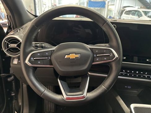 Used 2026 Chevrolet Equinox LT w/ Convenience Package II image 16