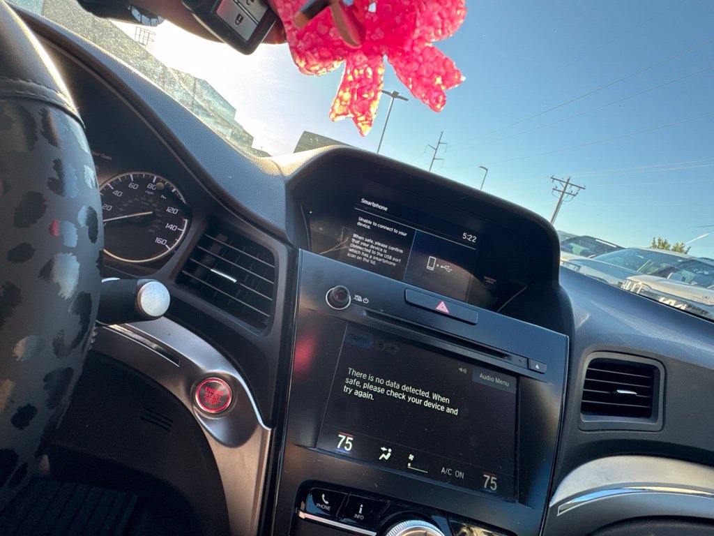 Used 2019 Acura ILX w/ Premium Package FWD image 11