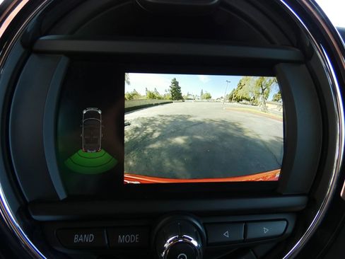 Used 2021 MINI Cooper S image 57