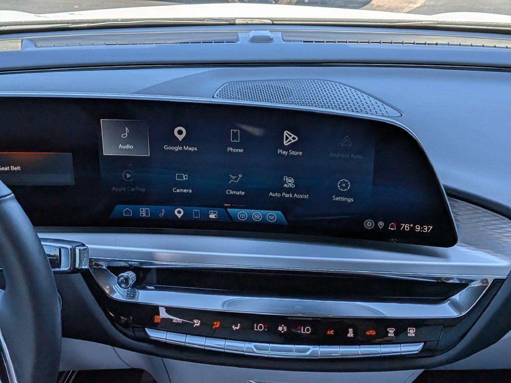 Certified 2024 Cadillac Lyriq Luxury RWD image 20