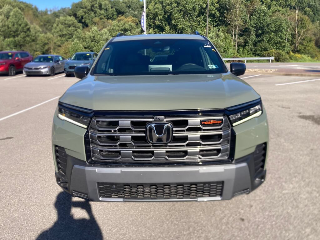 New 2026 Honda Pilot TrailSport image 2