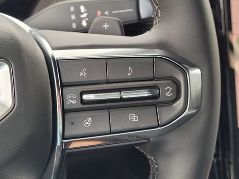 New 2026 GMC Yukon Denali w/ Denali Reserve Package AWD/4WD image 19