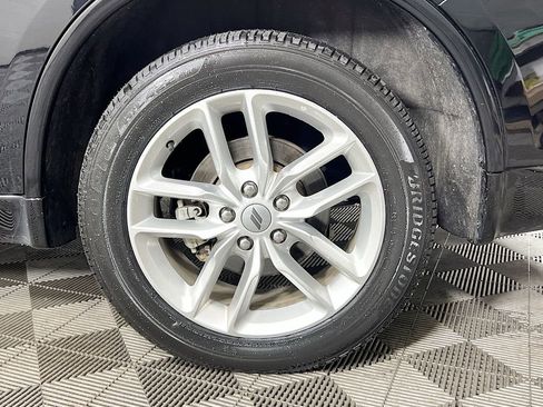 Used 2023 Dodge Durango GT AWD/4WD image 35