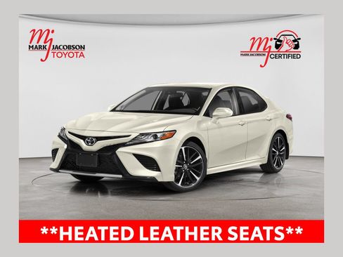 Used 2020 Toyota Camry XSE FWD image 1