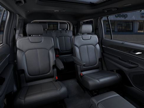 New 2025 Jeep Grand Cherokee L Limited w/ Luxury Tech Group II image 41