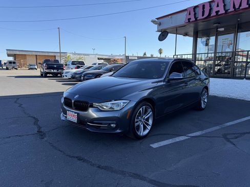 Used 2016 BMW 328i xDrive Sedan AWD/4WD image 7