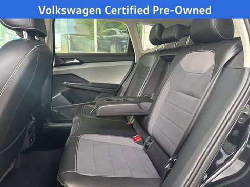 Certified 2023 Volkswagen Taos SE w/ Panoramic Sunroof Package image 20