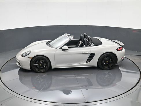 Used 2018 Porsche 718 Boxster image 29