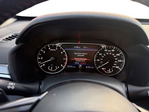 Used 2023 Nissan Altima 2.5 SR image 14