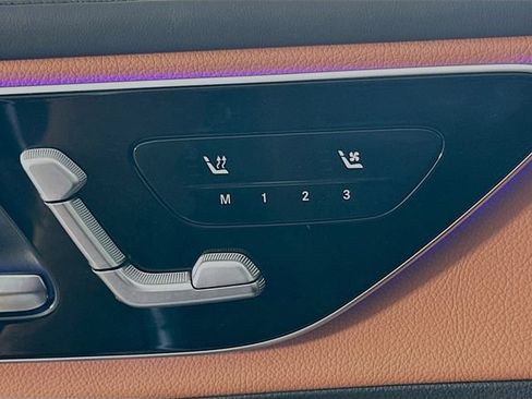 Certified 2025 Mercedes-Benz GLC 300 image 20
