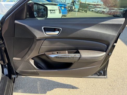 Used 2018 Acura TLX V6 SH-AWD image 19