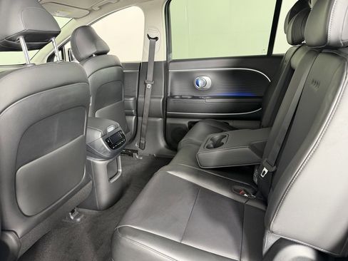 Used 2026 Hyundai Ioniq 9 SEL image 26