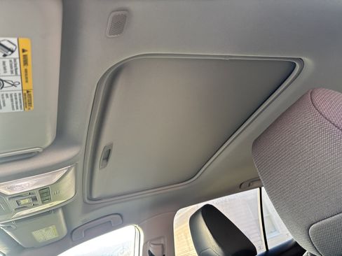 Used 2025 Toyota RAV4 XLE w/ Convenience Package image 28