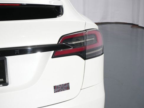 Used 2024 Tesla Model X Plaid image 20