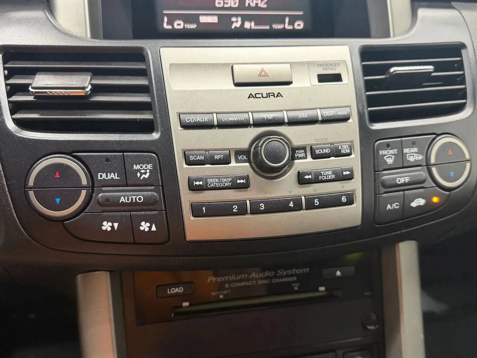 Used 2010 Acura RDX SH-AWD image 30