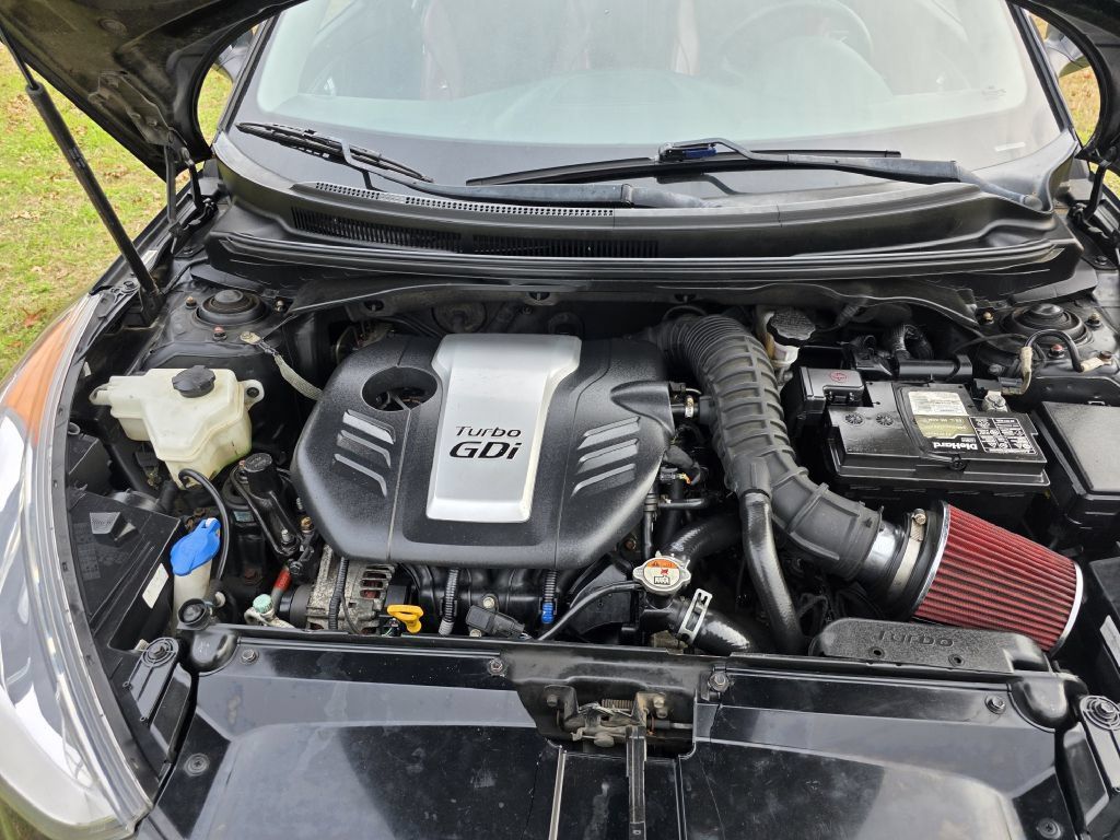 Used 2015 Hyundai Veloster Turbo R-Spec FWD image 9