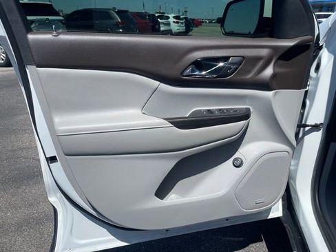 Used 2018 GMC Acadia SLT FWD image 20