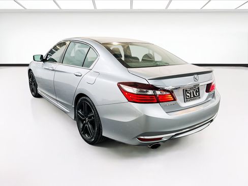 Used 2016 Honda Accord Sport image 6