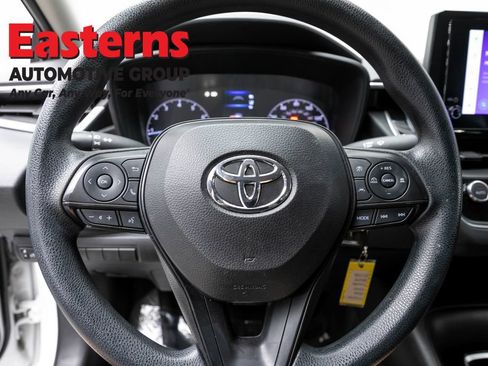 Used 2024 Toyota Corolla LE FWD image 10