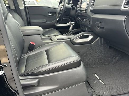 Certified 2024 Nissan Frontier SL w/ Technology Package image 14