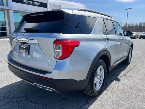 Used 2023 Ford Explorer XLT w/ Equipment Group 202A image 10