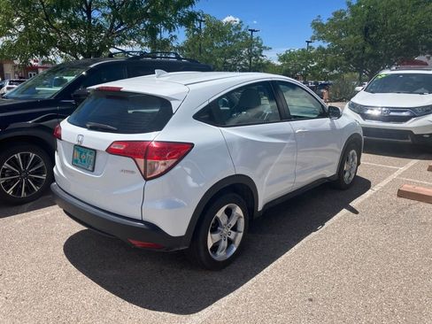 Used 2016 Honda HR-V LX image 4
