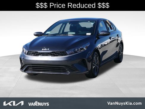Used 2023 Kia Forte LXS w/ LXS Technology Package image 7