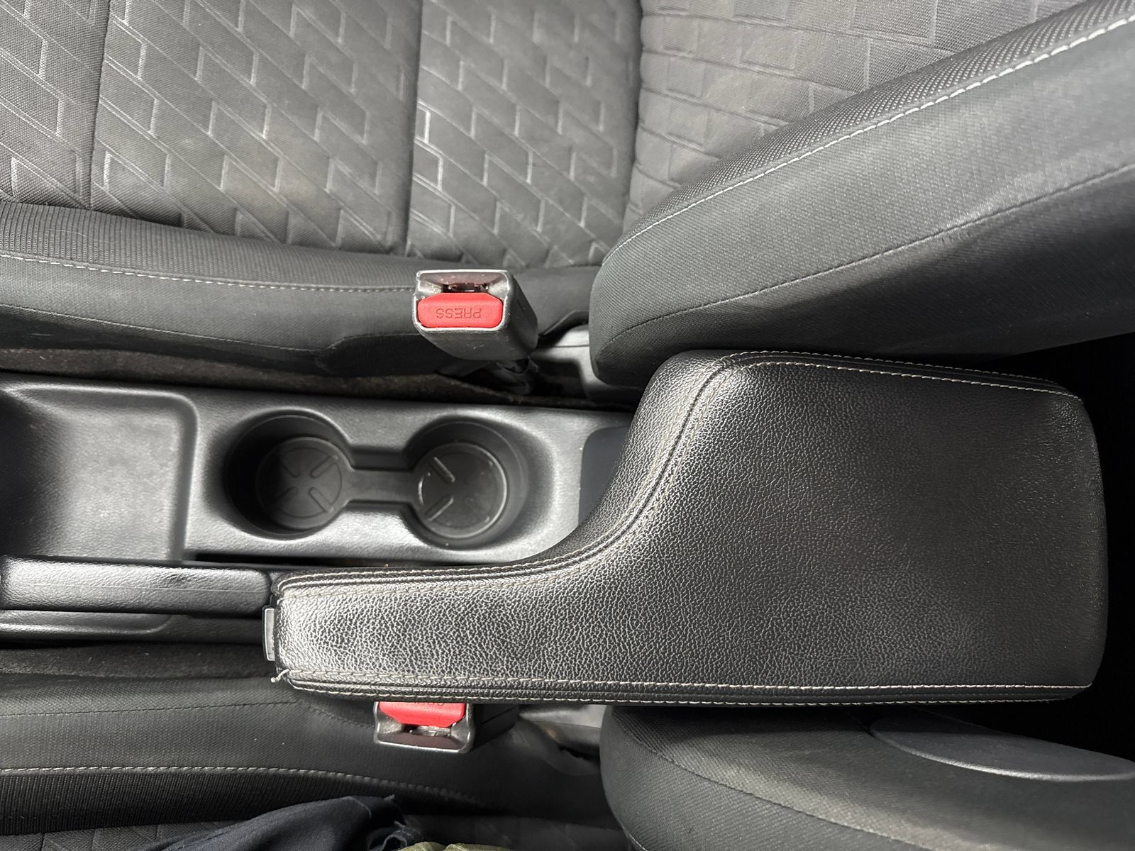 Used 2022 Nissan Kicks S FWD image 30