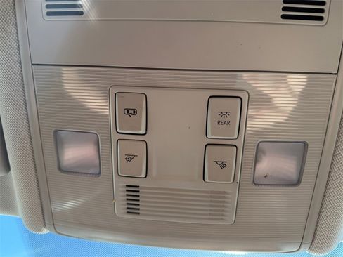 Used 2021 Volkswagen Jetta S image 24