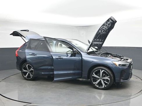 Used 2023 Volvo XC60 B5 Ultimate w/ Protection Package Premier image 51