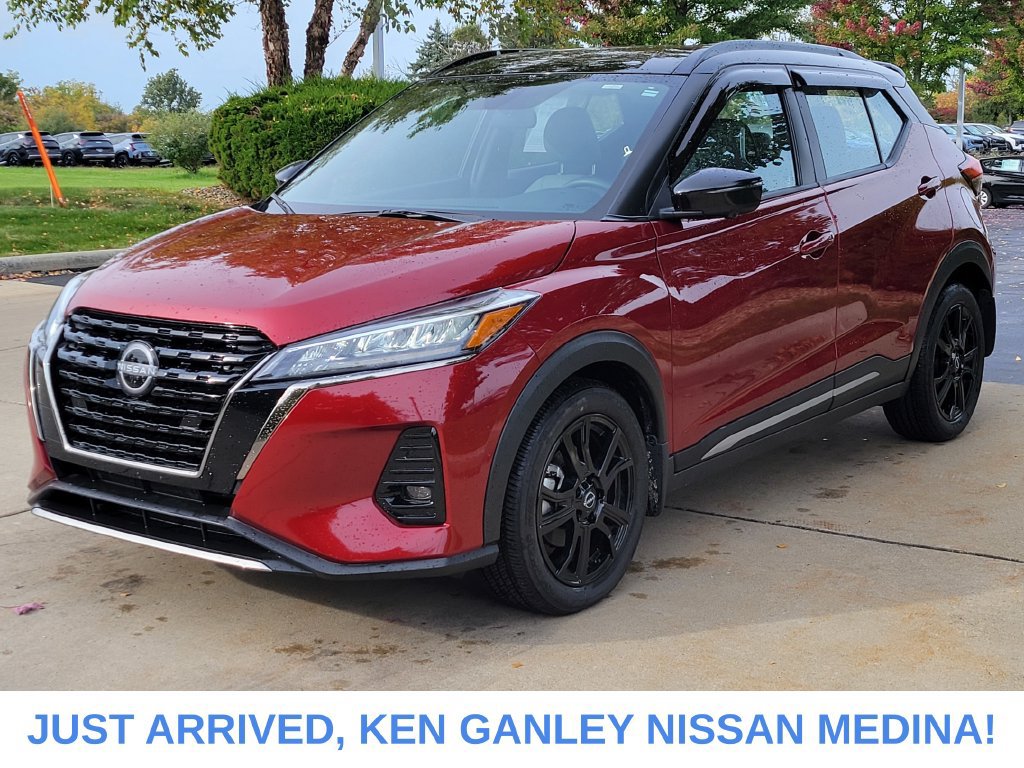 Certified 2024 Nissan Kicks SR w/ SR Premium Package FWD image 7