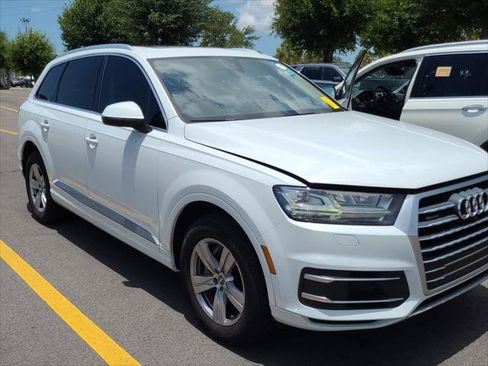 Used 2019 Audi Q7 2.0T Premium Plus w/ Premium Plus Package AWD/4WD image 4