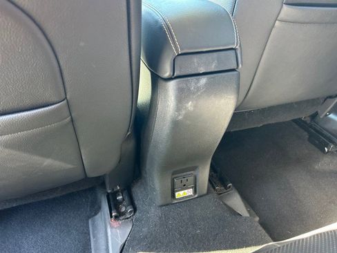 Used 2017 Jeep Renegade Limited w/ Trailer Tow Group image 35