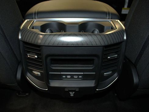 New 2026 RAM 1500 4x4 Crew Cab image 35