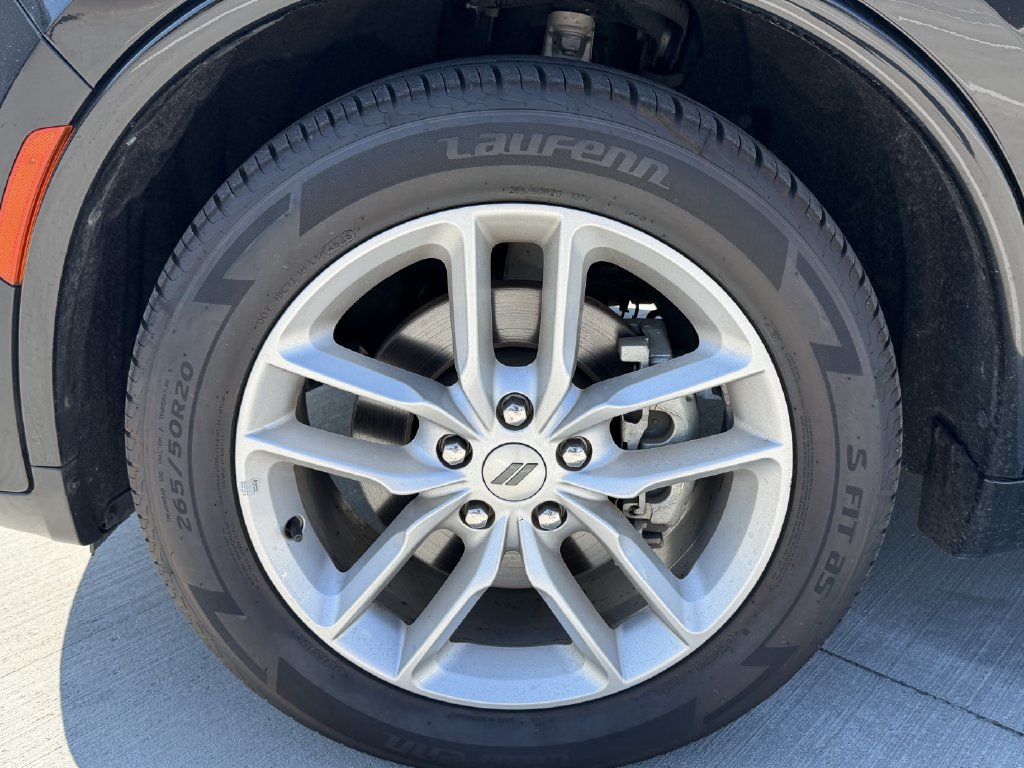 Used 2023 Dodge Durango R/T RWD image 9