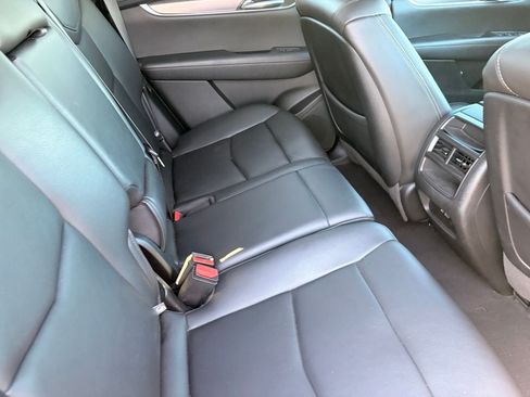 Used 2020 Cadillac XT5 Luxury FWD image 14