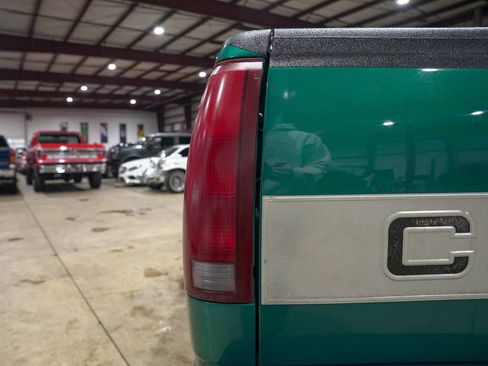 Used 1995 Chevrolet Silverado 1500 K1500 Silverado 2dr 4WD Extend image 38