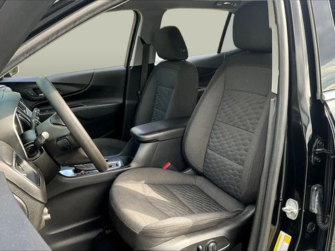 Used 2020 Chevrolet Equinox LT FWD image 8